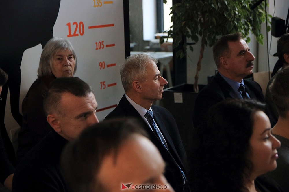 Konferencja w Multicentrum: “Przyszłość Mazowsza z Funduszami Europejskimi” [18.11.2022] - zdjęcie #12 - eOstroleka.pl