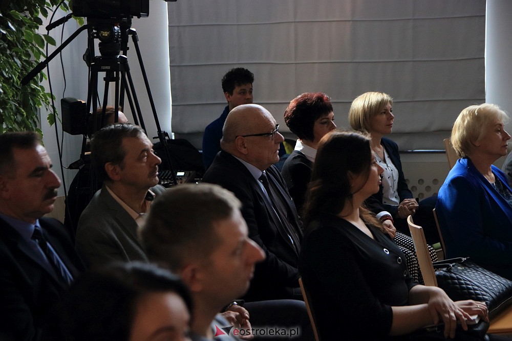 Konferencja w Multicentrum: “Przyszłość Mazowsza z Funduszami Europejskimi” [18.11.2022] - zdjęcie #10 - eOstroleka.pl