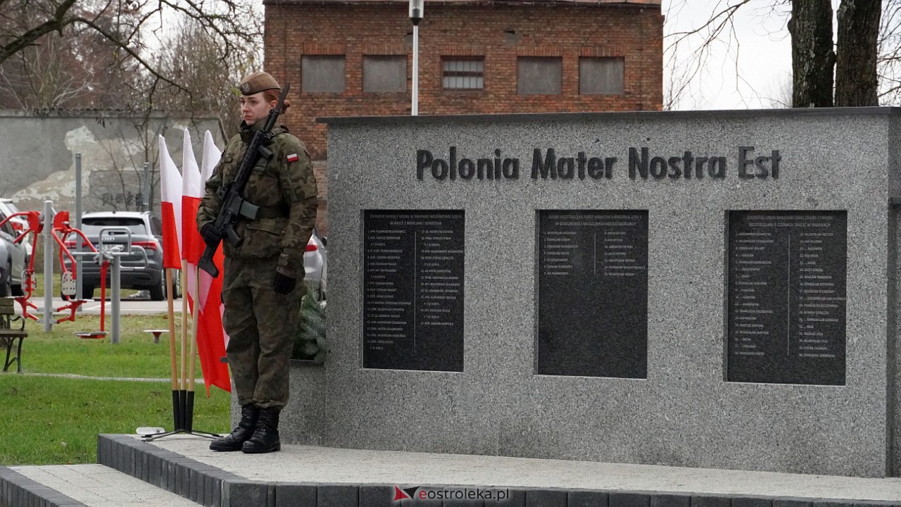 Odsłonięcie pomnika Niepodległości i Chwały w Pasiekach [18.11.2022] - zdjęcie #46 - eOstroleka.pl