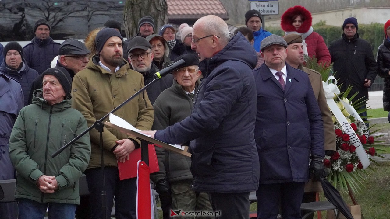 Odsłonięcie pomnika Niepodległości i Chwały w Pasiekach [18.11.2022] - zdjęcie #42 - eOstroleka.pl