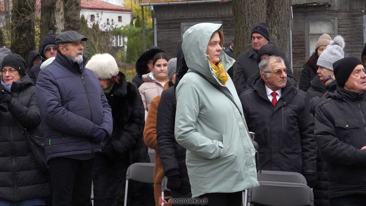 Odsłonięcie pomnika Niepodległości i Chwały w Pasiekach [18.11.2022] - zdjęcie #37 - eOstroleka.pl