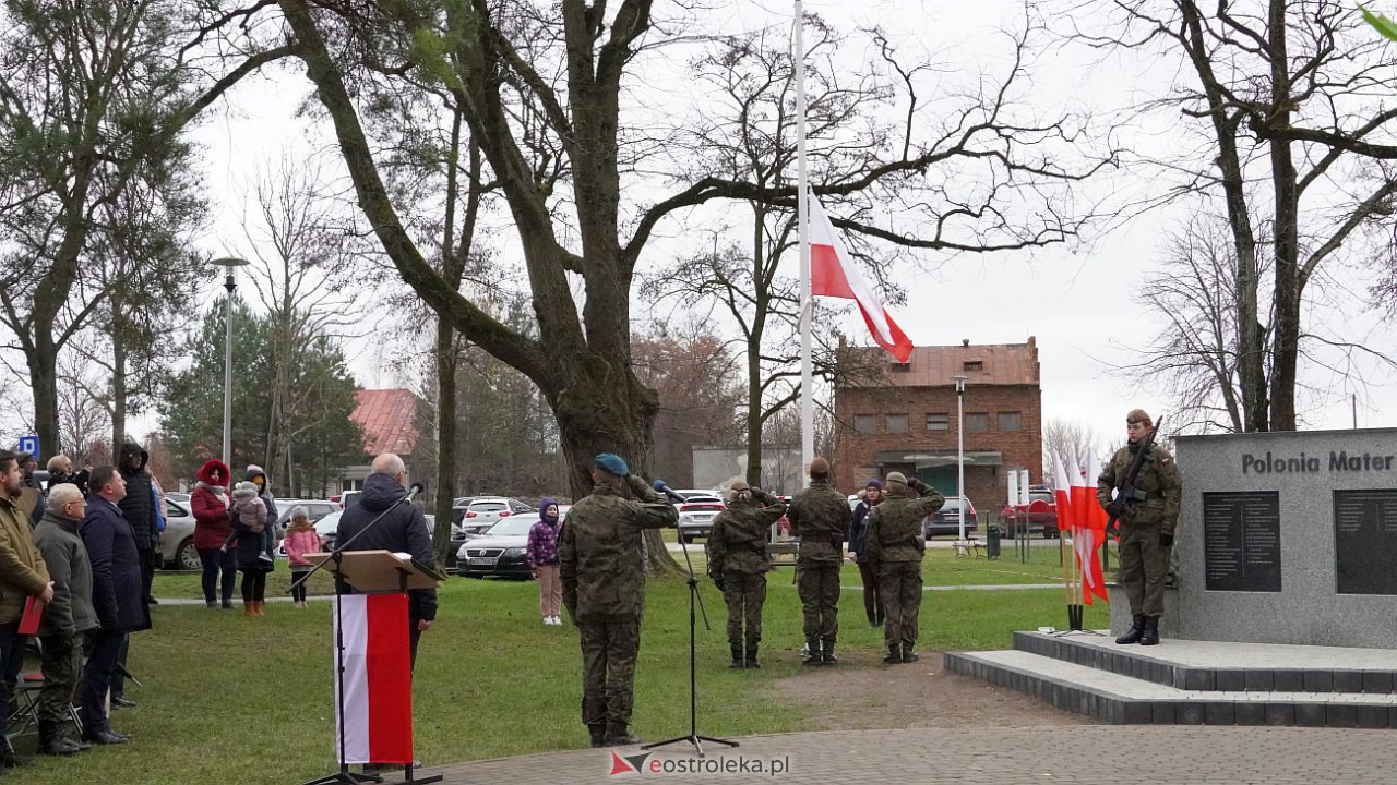Odsłonięcie pomnika Niepodległości i Chwały w Pasiekach [18.11.2022] - zdjęcie #32 - eOstroleka.pl