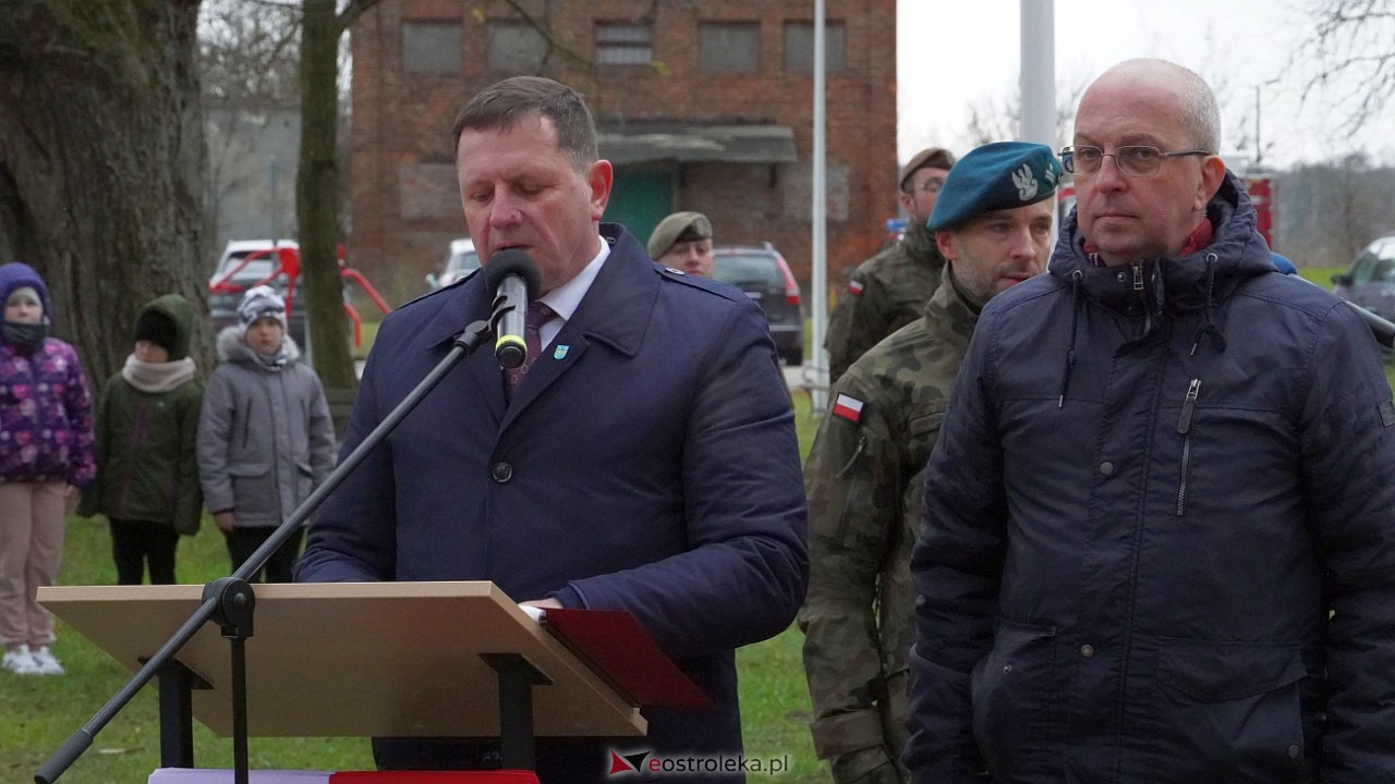 Odsłonięcie pomnika Niepodległości i Chwały w Pasiekach [18.11.2022] - zdjęcie #29 - eOstroleka.pl