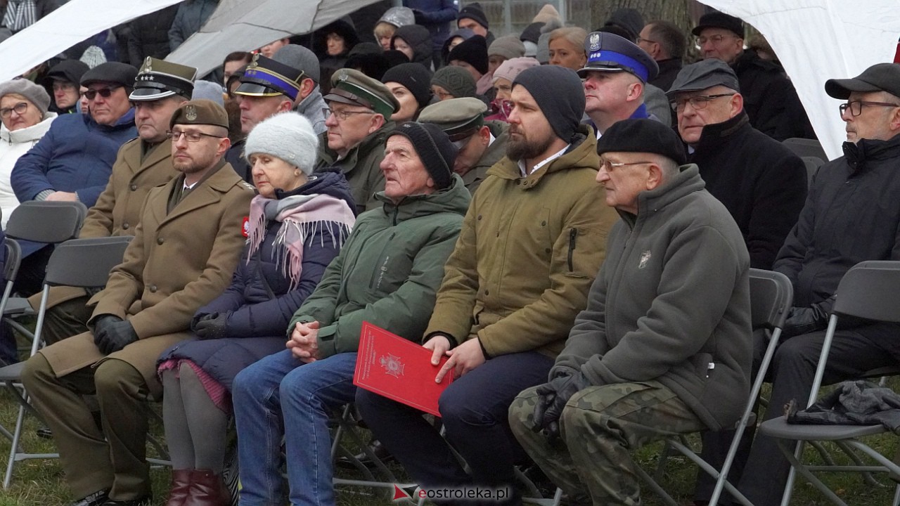 Odsłonięcie pomnika Niepodległości i Chwały w Pasiekach [18.11.2022] - zdjęcie #23 - eOstroleka.pl