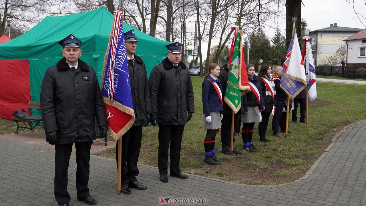 Odsłonięcie pomnika Niepodległości i Chwały w Pasiekach [18.11.2022] - zdjęcie #50 - eOstroleka.pl