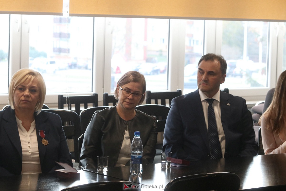 Wręczenie odznaczeń państwowych w Ostrołęce [18.11.2022] - zdjęcie #20 - eOstroleka.pl