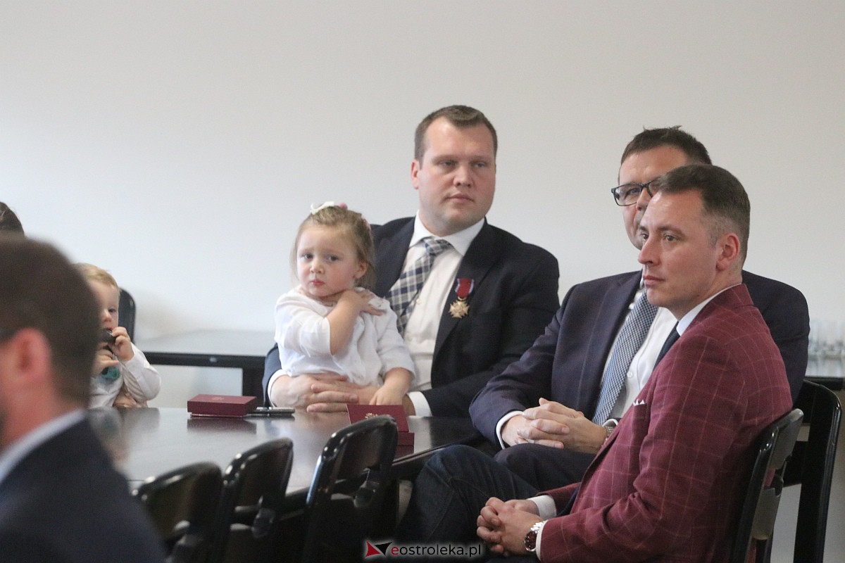 Wręczenie odznaczeń państwowych w Ostrołęce [18.11.2022] - zdjęcie #6 - eOstroleka.pl
