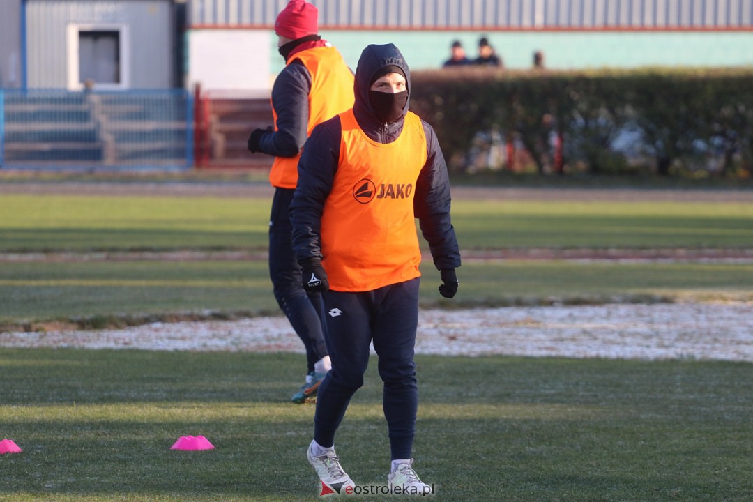 Narew Ostrołęka - Escola Varsovia [19.11.2022] - zdjęcie #20 - eOstroleka.pl