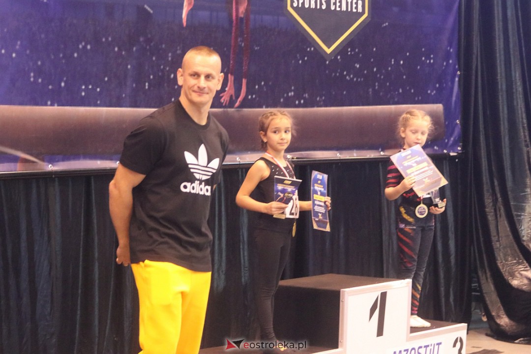 Zawody gimnastyczne Bee Hero w Ostrołęce [19.11.2022] - zdjęcie #1 - eOstroleka.pl