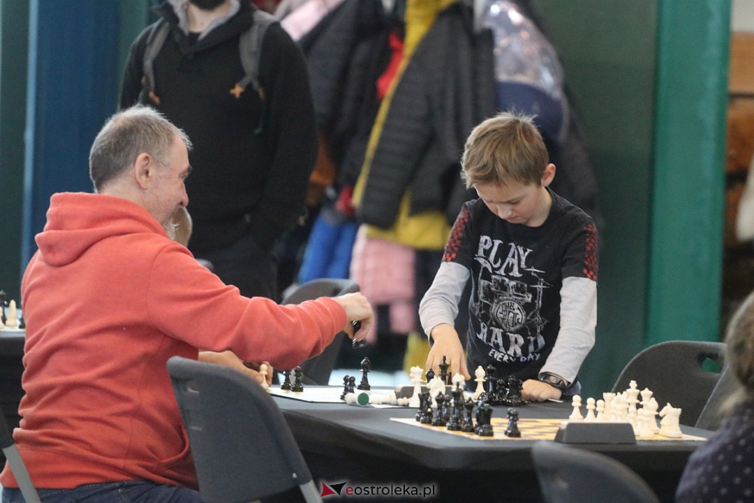 Mistrzostwa Ostrołęki w szachach szybkich [20.11.2022] - zdjęcie #21 - eOstroleka.pl