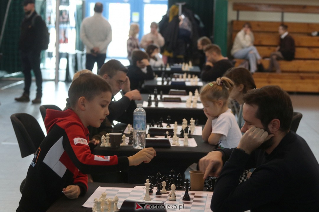 Mistrzostwa Ostrołęki w szachach szybkich [20.11.2022] - zdjęcie #28 - eOstroleka.pl