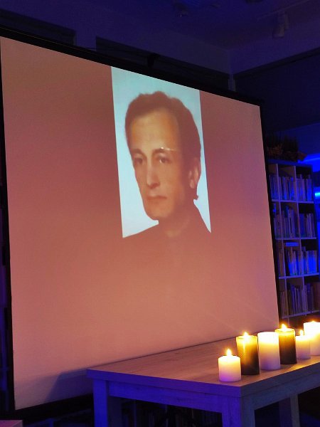 Zaduszki poetyckie w kadzidlańskiej bibliotece [17.11.2022] - zdjęcie #12 - eOstroleka.pl
