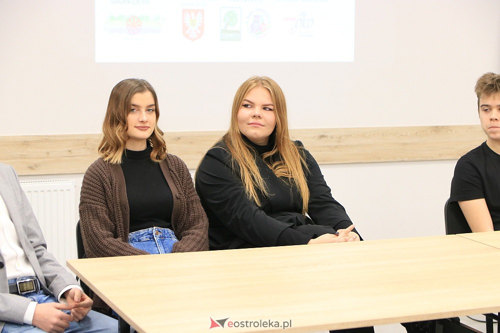 Debata klimatyczna Młodzieżowej Rady Miasta Ostrołęka [22.11.2022] - zdjęcie #5 - eOstroleka.pl