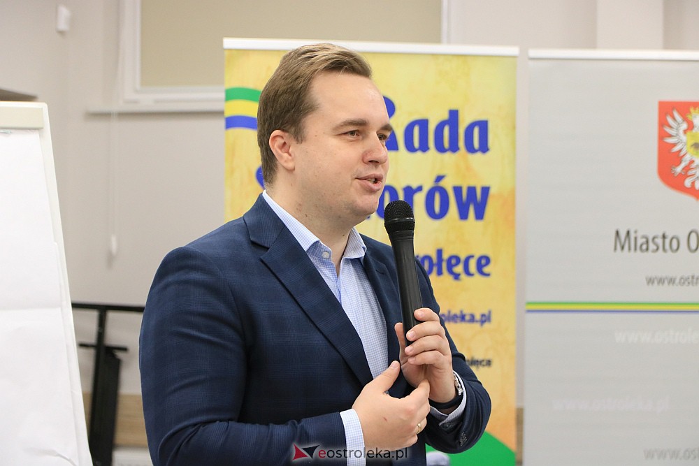 Debata klimatyczna Młodzieżowej Rady Miasta Ostrołęka [22.11.2022] - zdjęcie #41 - eOstroleka.pl