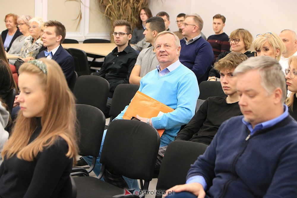 Debata klimatyczna Młodzieżowej Rady Miasta Ostrołęka [22.11.2022] - zdjęcie #11 - eOstroleka.pl