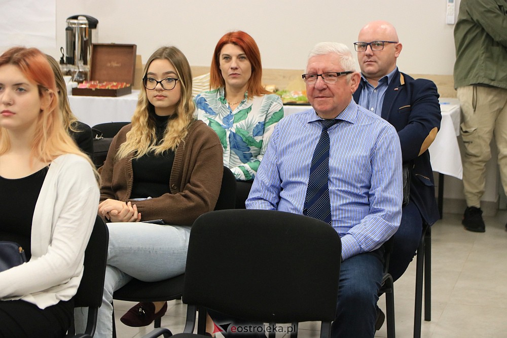 Debata klimatyczna Młodzieżowej Rady Miasta Ostrołęka [22.11.2022] - zdjęcie #35 - eOstroleka.pl