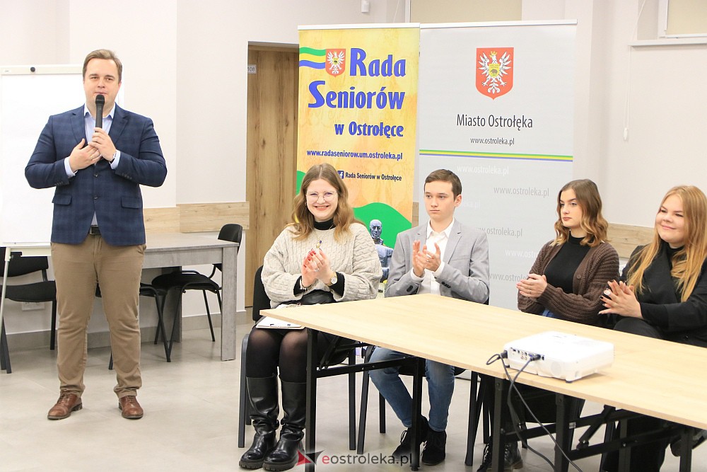 Debata klimatyczna Młodzieżowej Rady Miasta Ostrołęka [22.11.2022] - zdjęcie #30 - eOstroleka.pl