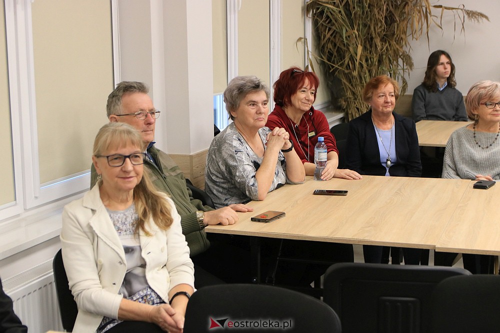 Debata klimatyczna Młodzieżowej Rady Miasta Ostrołęka [22.11.2022] - zdjęcie #25 - eOstroleka.pl
