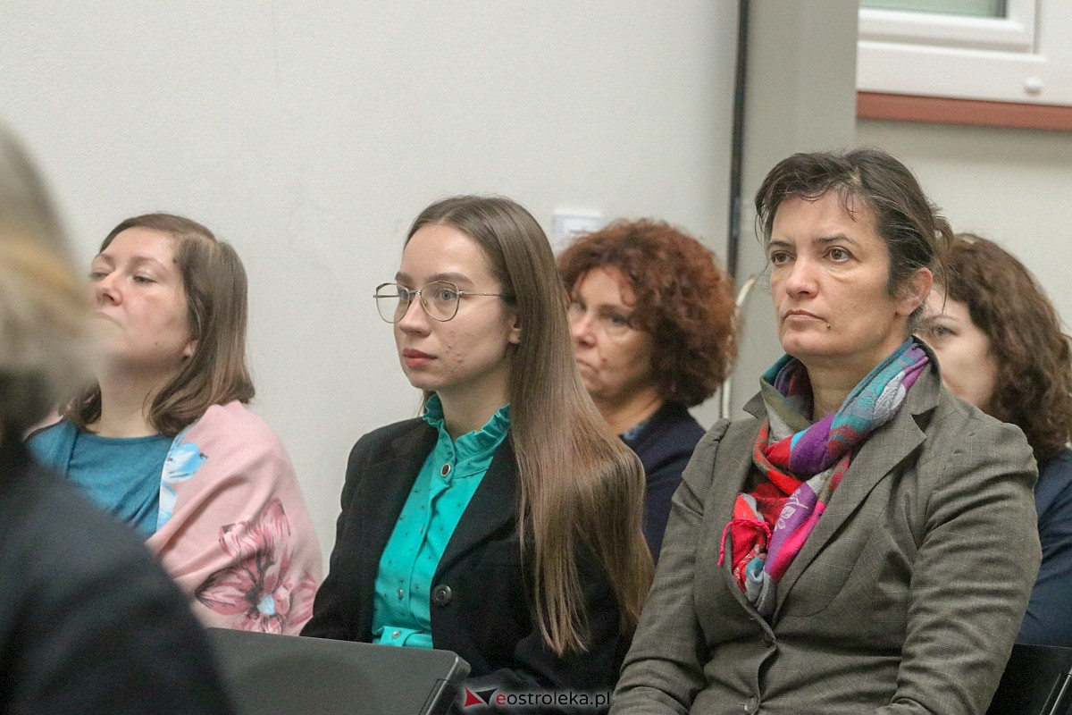 Konferencja naukowa w MKK [25.11.2022] - zdjęcie #12 - eOstroleka.pl