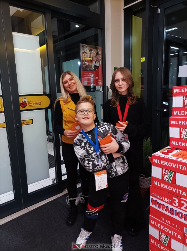 Świąteczna Zbiórka Żywności - sklepy, magazyn [25.11.2022] - zdjęcie #124 - eOstroleka.pl