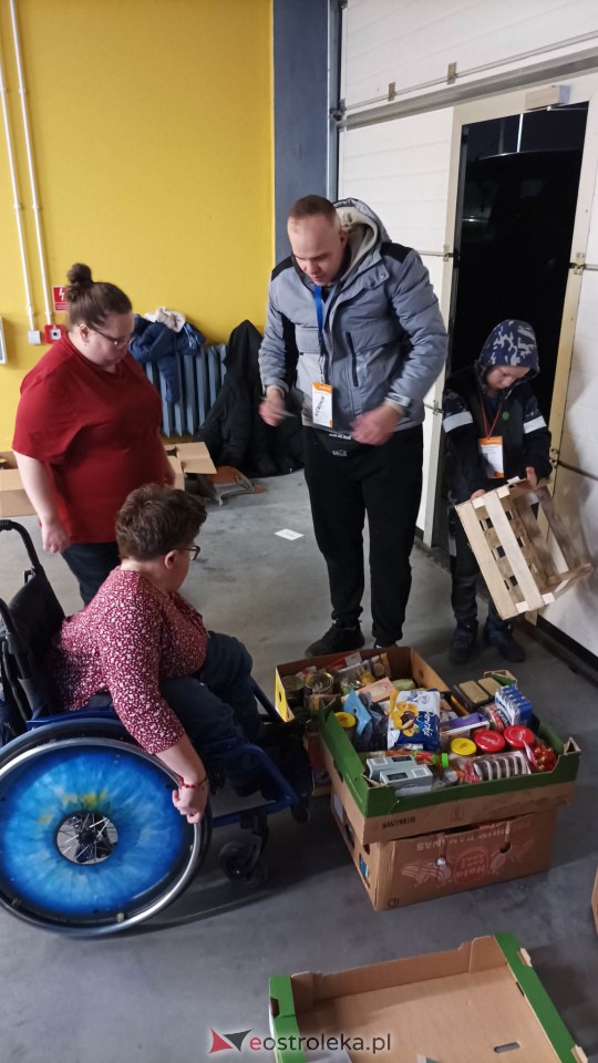 Świąteczna Zbiórka Żywności - sklepy, magazyn [25.11.2022] - zdjęcie #122 - eOstroleka.pl