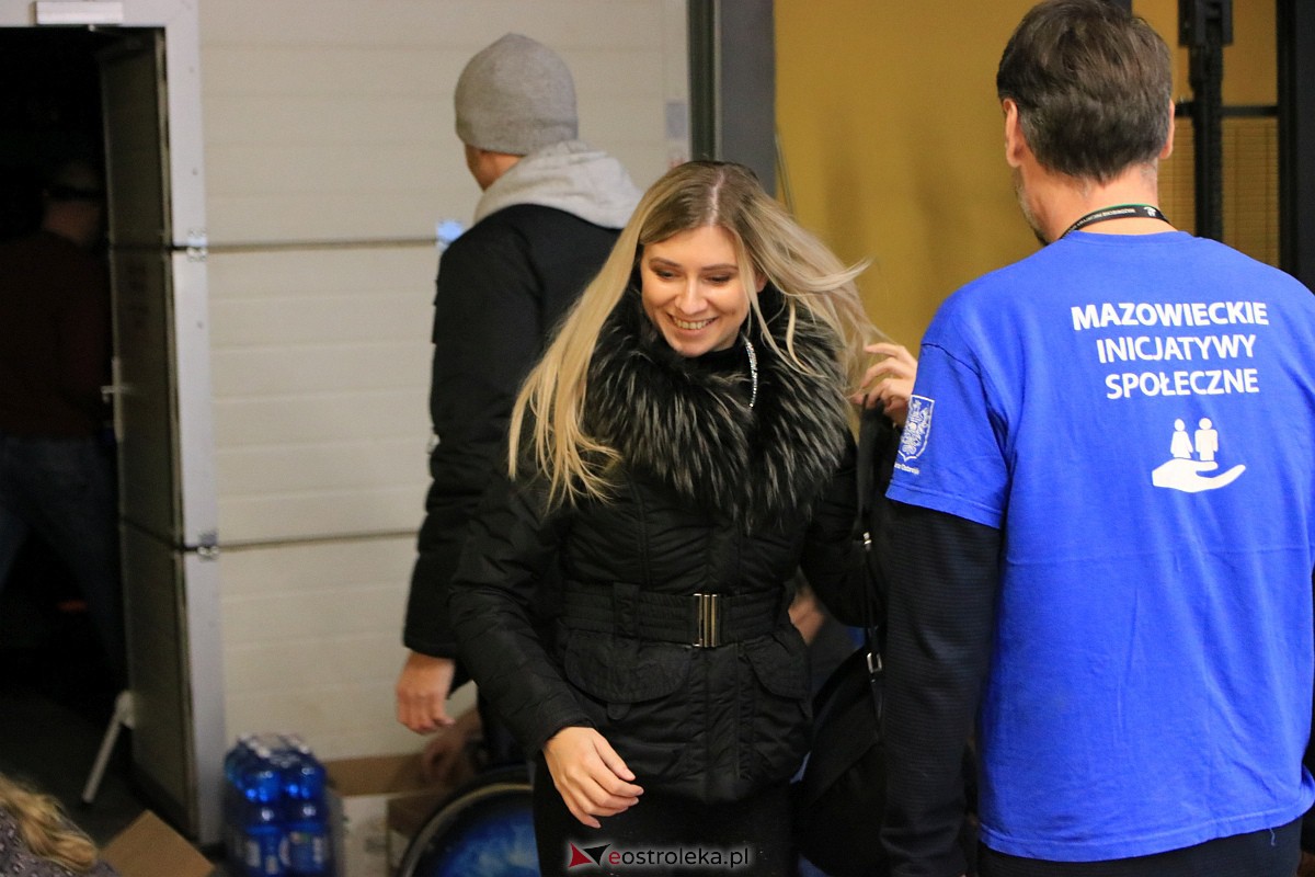 Świąteczna Zbiórka Żywności - sklepy, magazyn [25.11.2022] - zdjęcie #81 - eOstroleka.pl