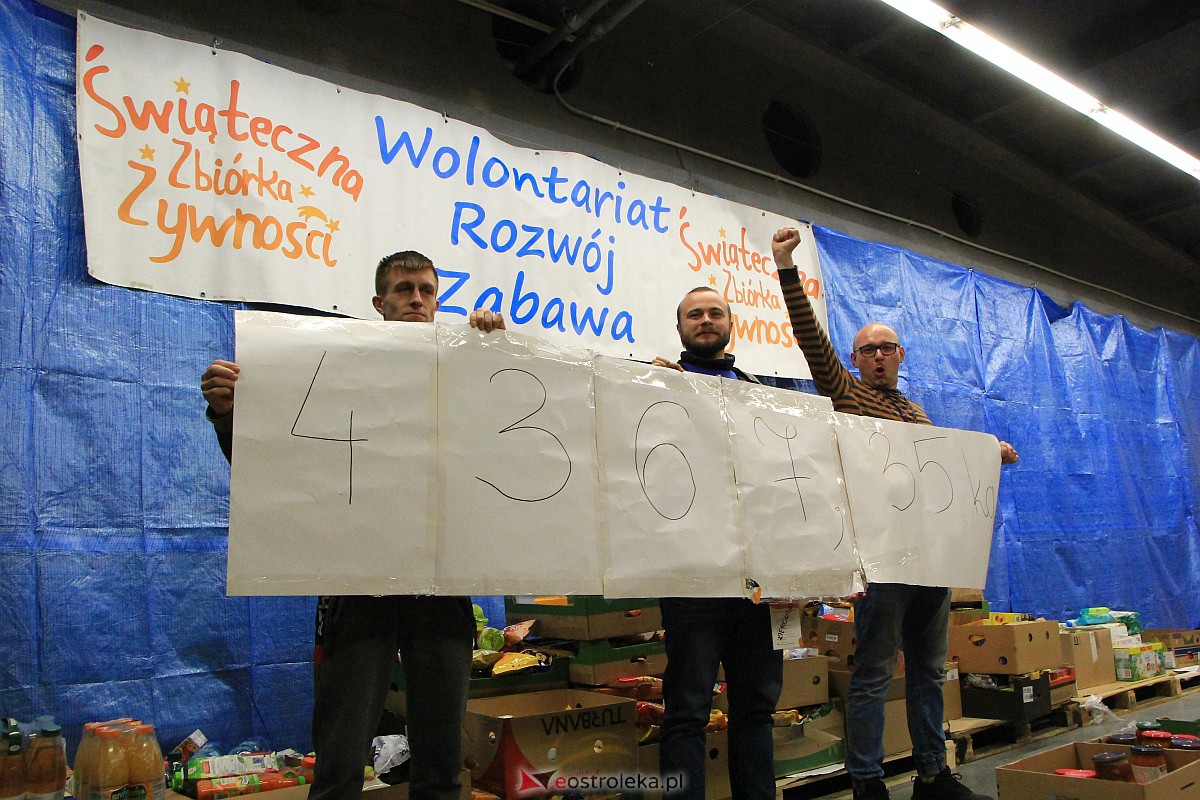 Finał Świątecznej Zbiórki Żywności. Najtrudniejsze zadanie wykonane! [26.11.2022] - zdjęcie #72 - eOstroleka.pl