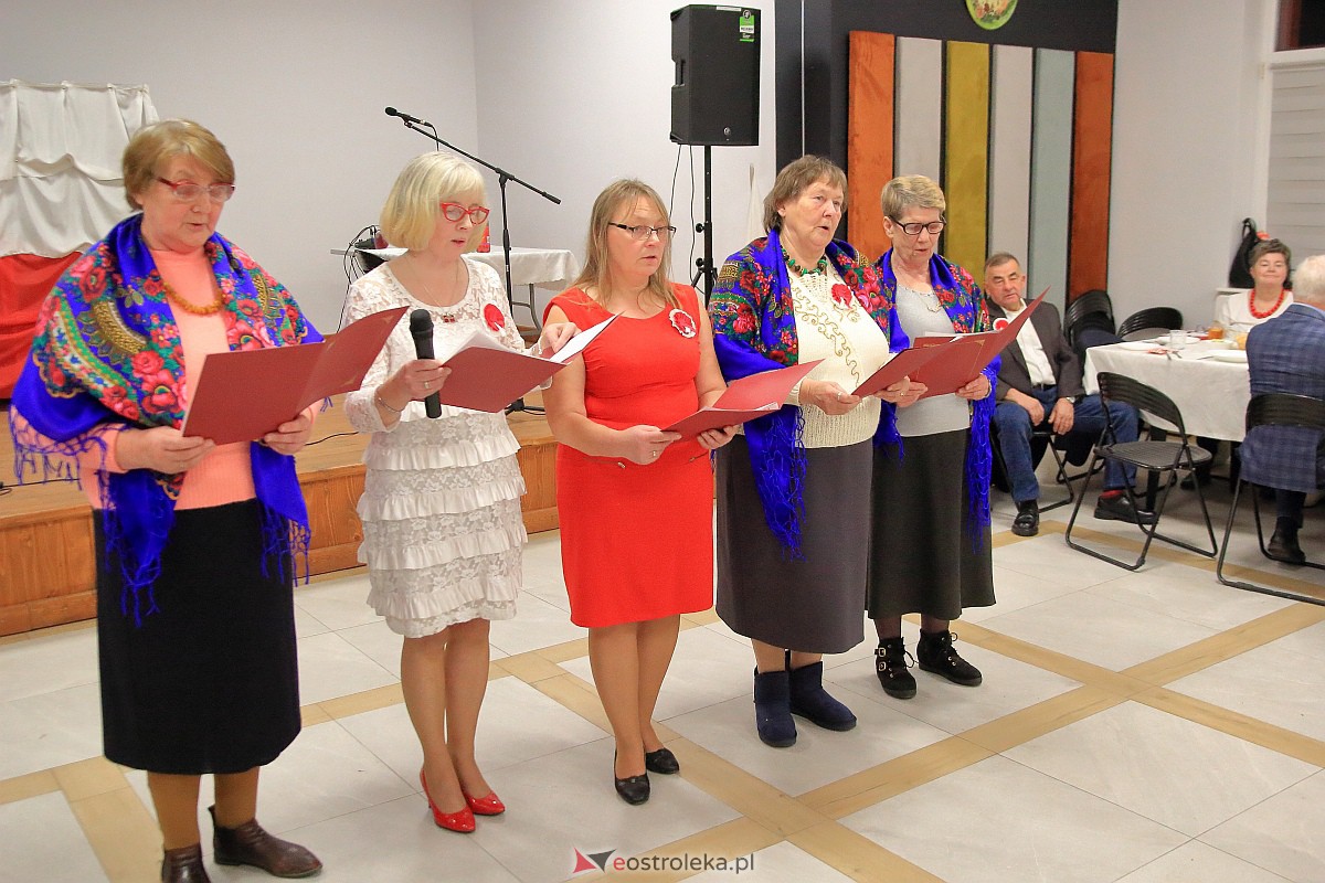 Patriotyzm naszego regionu w pieśniach i wierszach [26.11.2022] - zdjęcie #29 - eOstroleka.pl