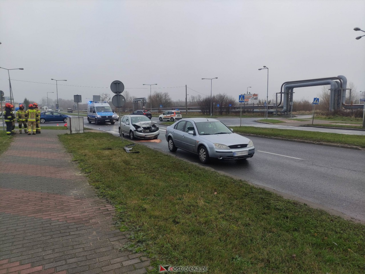 Wypadek na Bohaterów Westerplatte [28.11.2022] - zdjęcie #7 - eOstroleka.pl