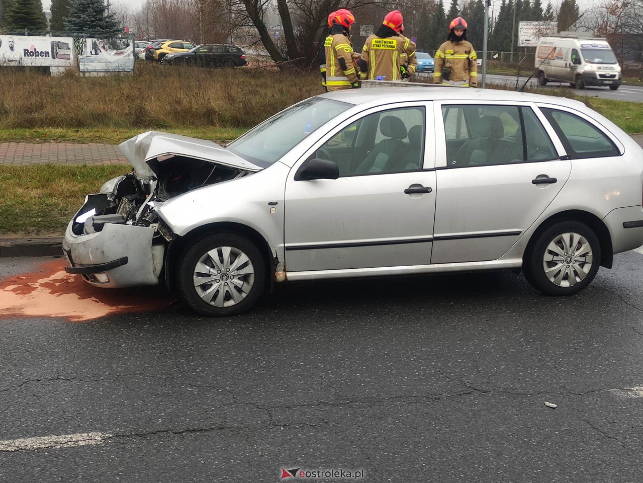 Wypadek na Bohaterów Westerplatte [28.11.2022] - zdjęcie #3 - eOstroleka.pl