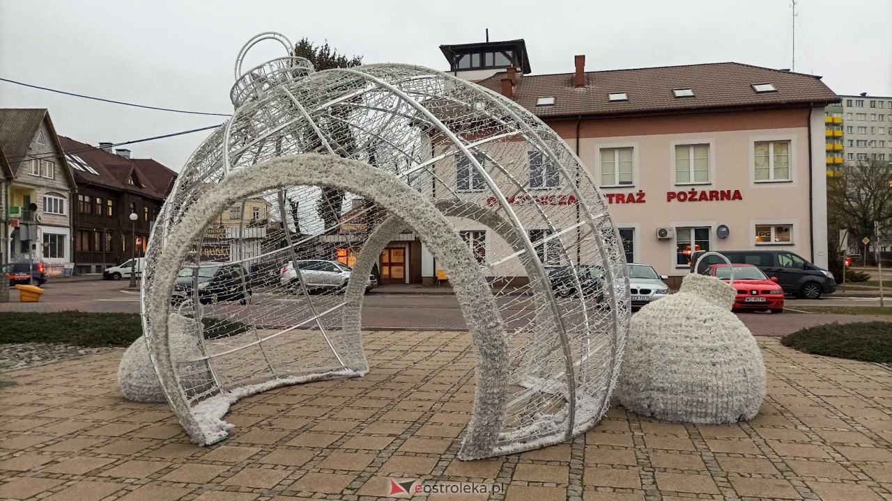 Świąteczne ozdoby już gotowe do uruchomienia [29.11.2022] - zdjęcie #5 - eOstroleka.pl