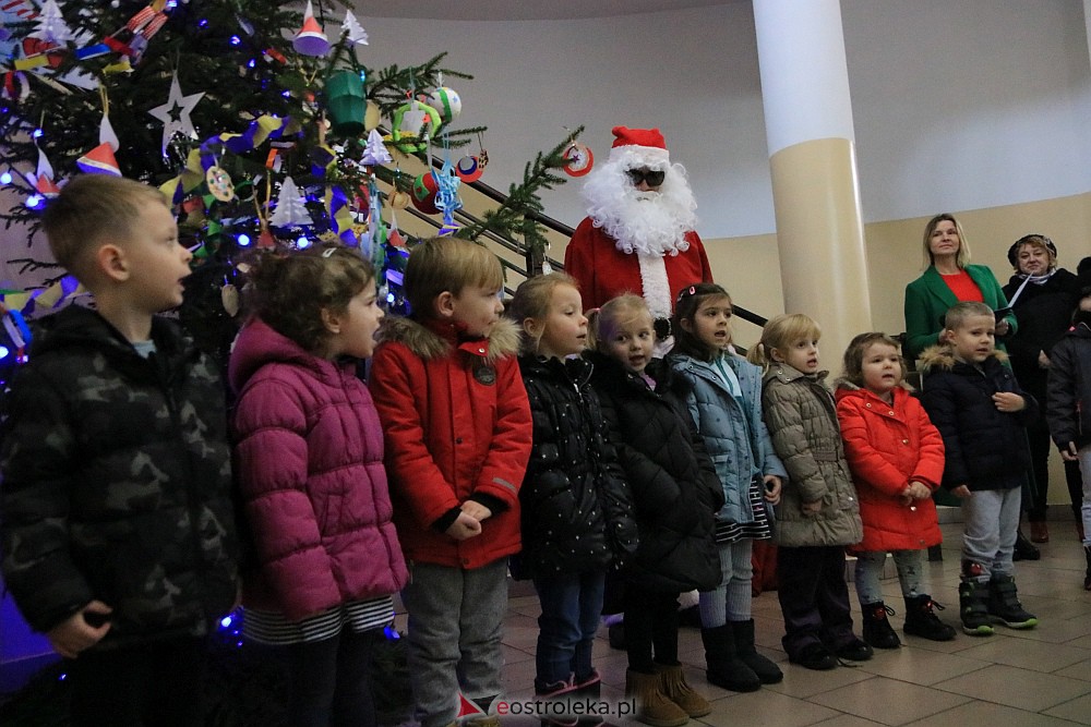 Choinka na ludowo - Ostrołęka, 2022 [02.12.2022] - zdjęcie #80 - eOstroleka.pl