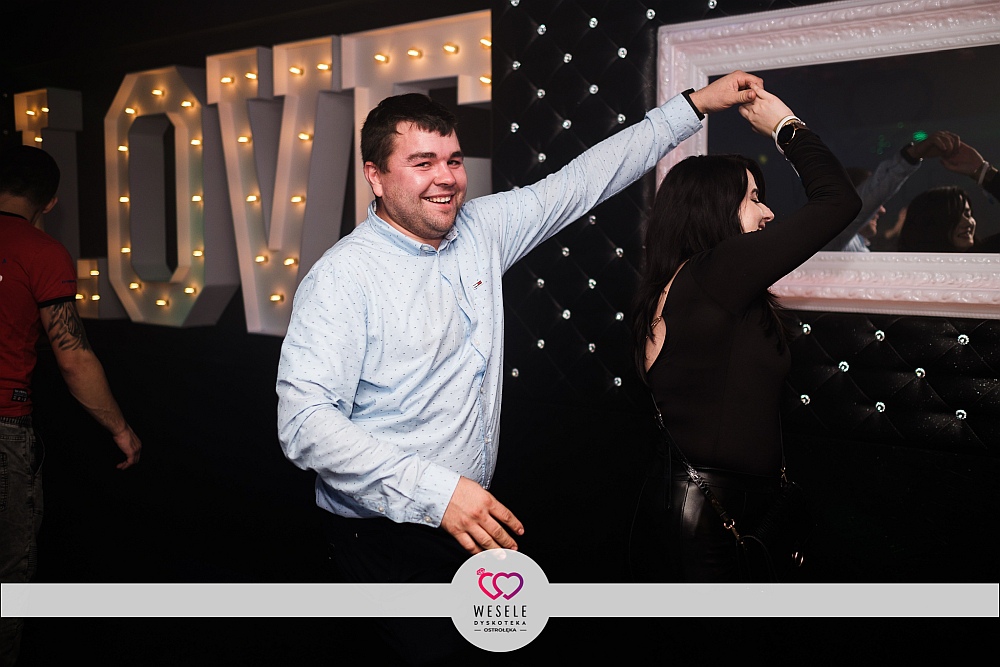 Ostatki w Dyskotece Wesele. Dwudniowe gorące party! [02.12.2022] - zdjęcie #34 - eOstroleka.pl