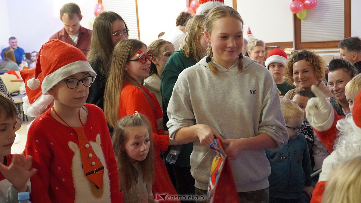 Mikołajki z Kołem Gospodyń Wiejskich w Ławach [2.12.2022] - zdjęcie #34 - eOstroleka.pl