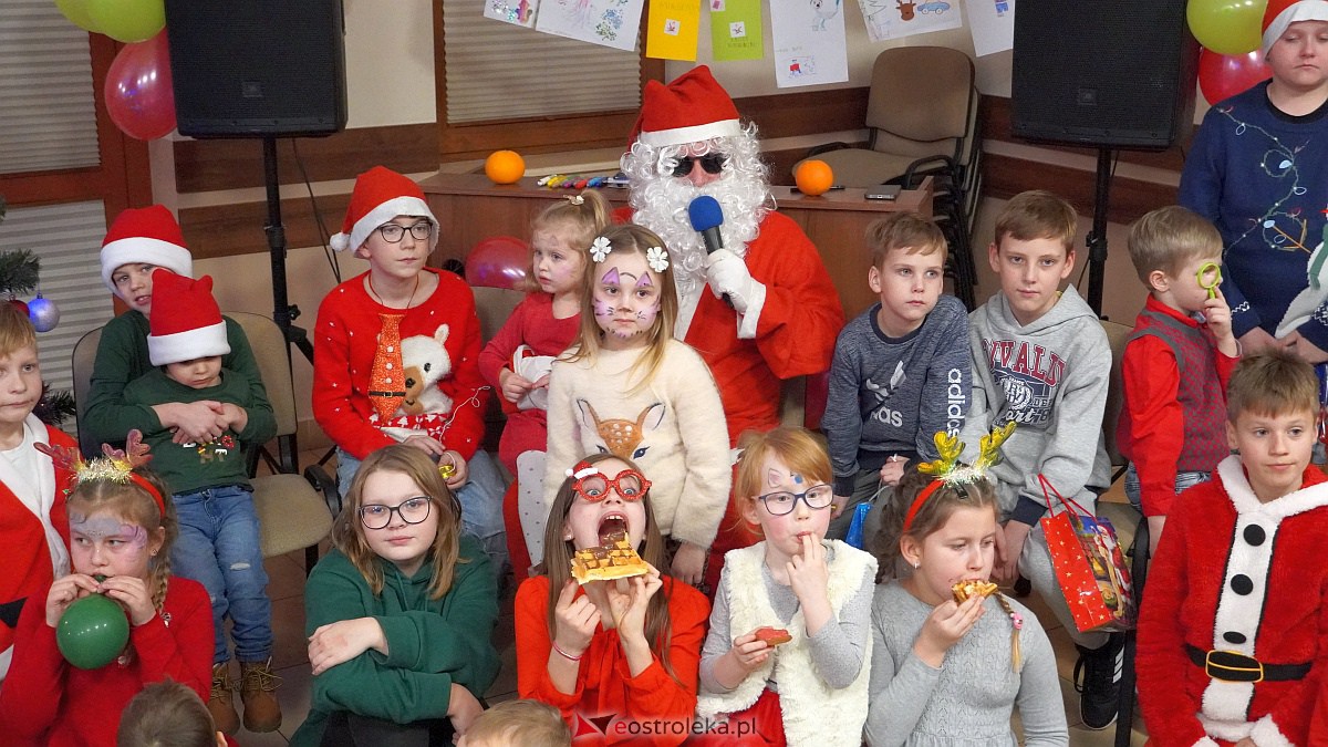 Mikołajki z Kołem Gospodyń Wiejskich w Ławach [2.12.2022] - zdjęcie #2 - eOstroleka.pl