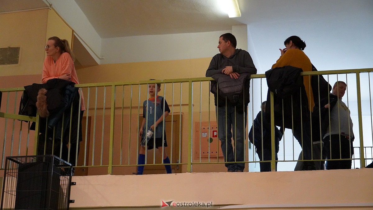 Mikołajkowy turniej mini siatkówki [3.12.2022] - zdjęcie #87 - eOstroleka.pl
