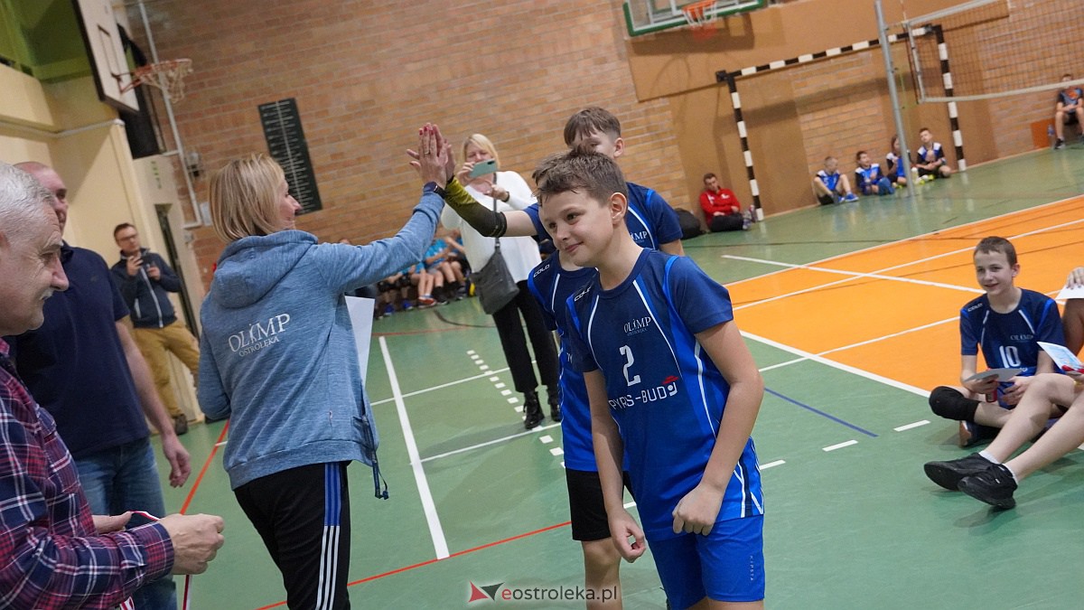 Mikołajkowy turniej mini siatkówki [3.12.2022] - zdjęcie #30 - eOstroleka.pl