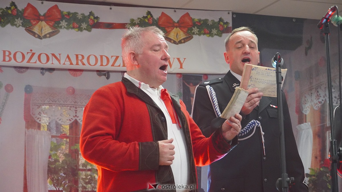 Jarmark Bożonarodzeniowy w Czarni [4.12.2022] - zdjęcie #89 - eOstroleka.pl