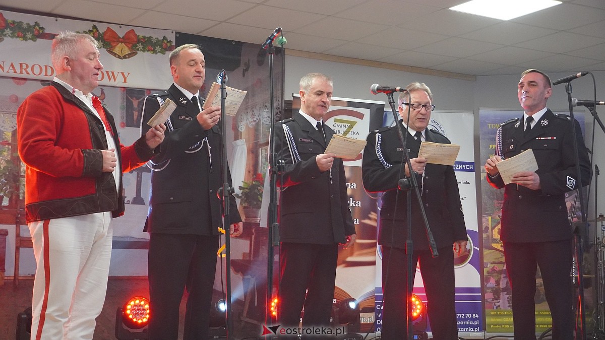 Jarmark Bożonarodzeniowy w Czarni [4.12.2022] - zdjęcie #87 - eOstroleka.pl