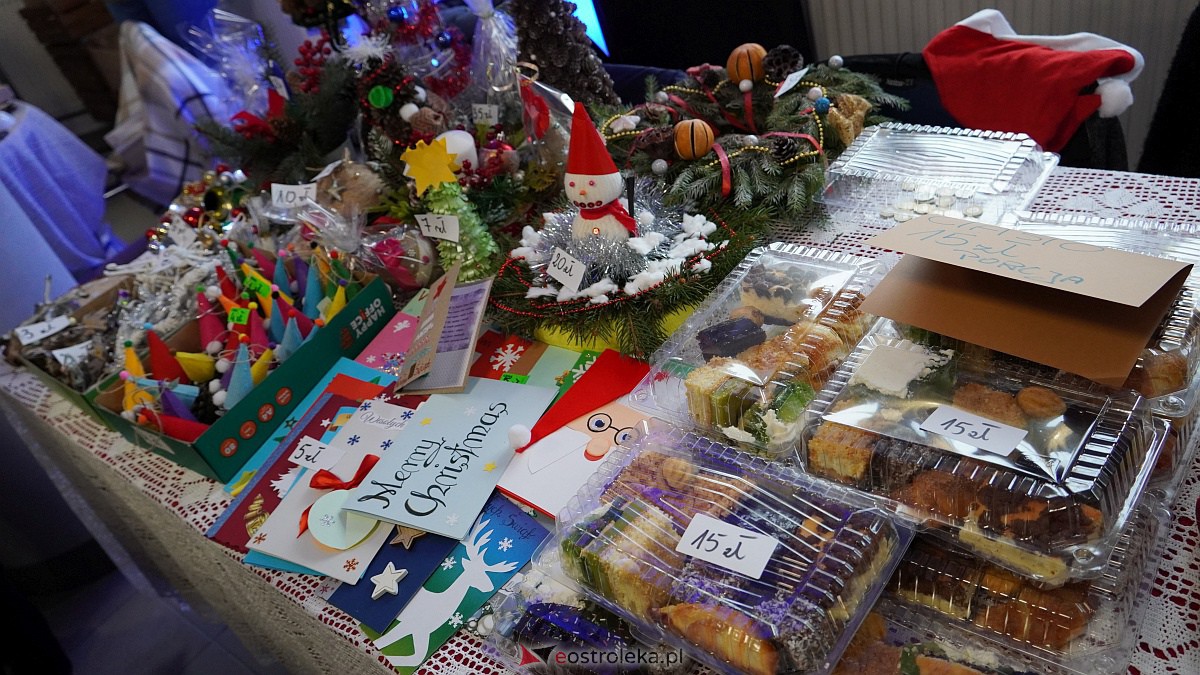 Jarmark Bożonarodzeniowy w Czarni [4.12.2022] - zdjęcie #74 - eOstroleka.pl