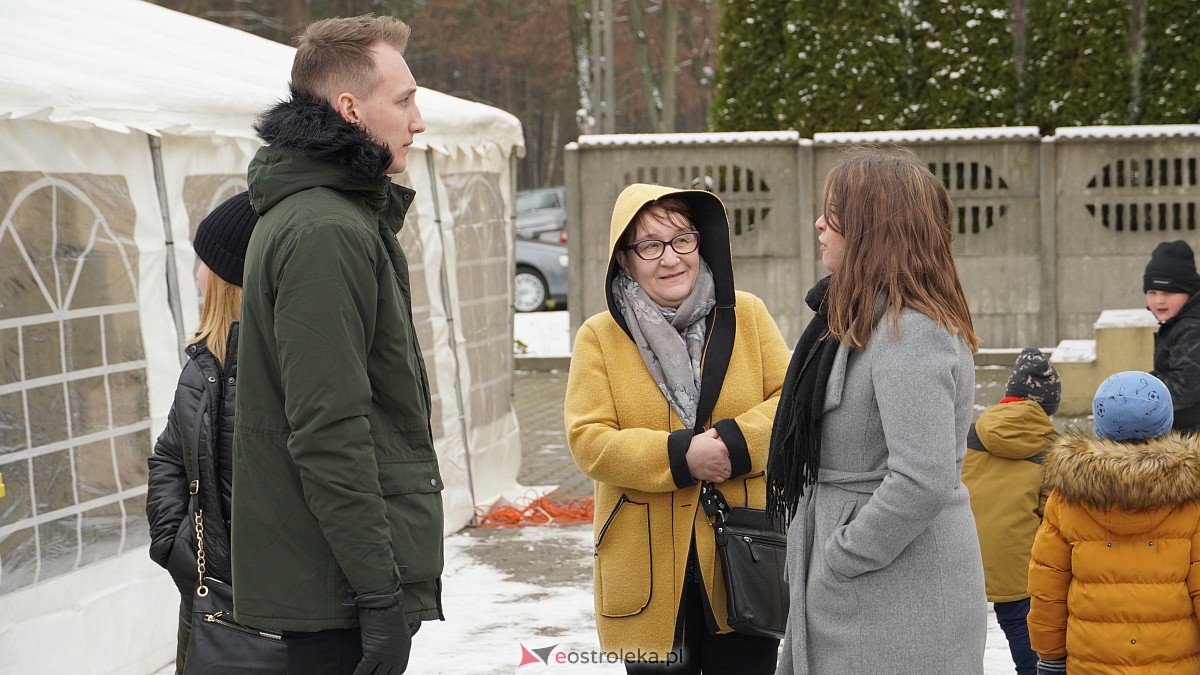 Jarmark Bożonarodzeniowy w Czarni [4.12.2022] - zdjęcie #53 - eOstroleka.pl