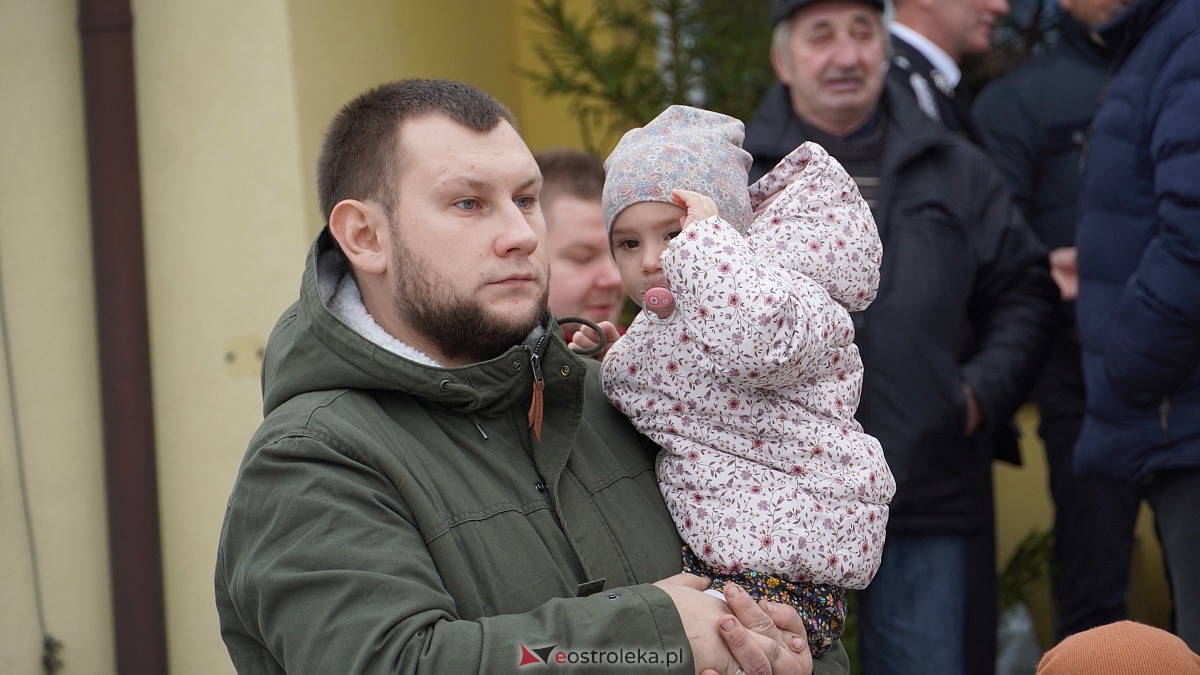 Jarmark Bożonarodzeniowy w Czarni [4.12.2022] - zdjęcie #51 - eOstroleka.pl
