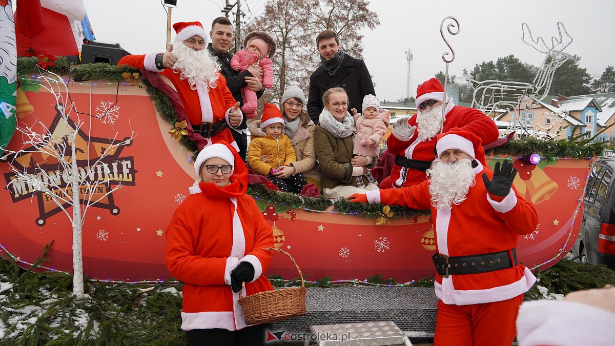 Jarmark Bożonarodzeniowy w Czarni [4.12.2022] - zdjęcie #37 - eOstroleka.pl