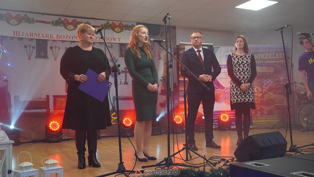 Jarmark Bożonarodzeniowy w Czarni [4.12.2022] - zdjęcie #23 - eOstroleka.pl