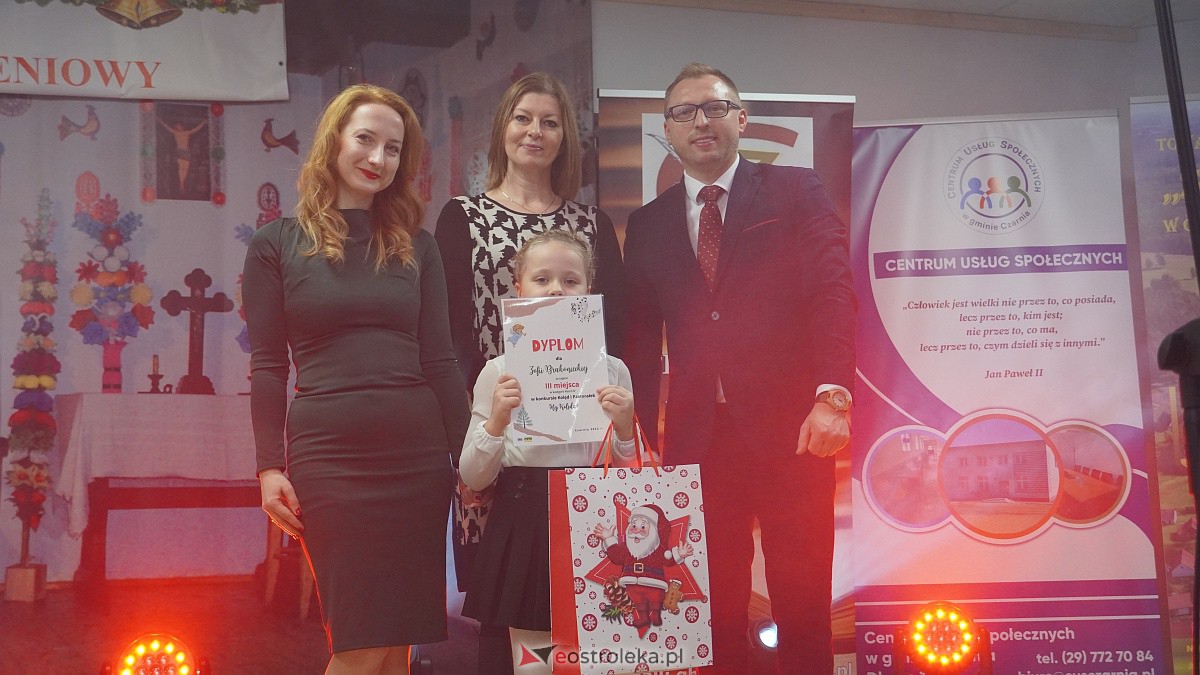 Jarmark Bożonarodzeniowy w Czarni [4.12.2022] - zdjęcie #16 - eOstroleka.pl