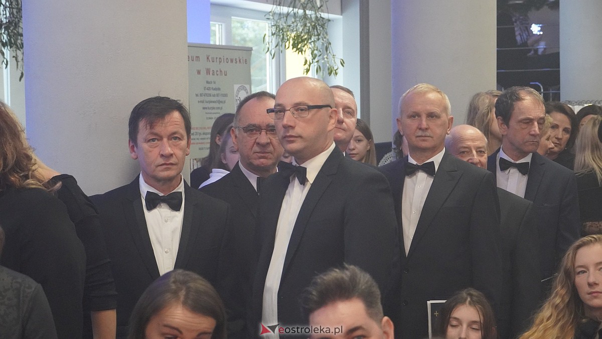 Jarmark Bożonarodzeniowy w Czarni [4.12.2022] - zdjęcie #12 - eOstroleka.pl