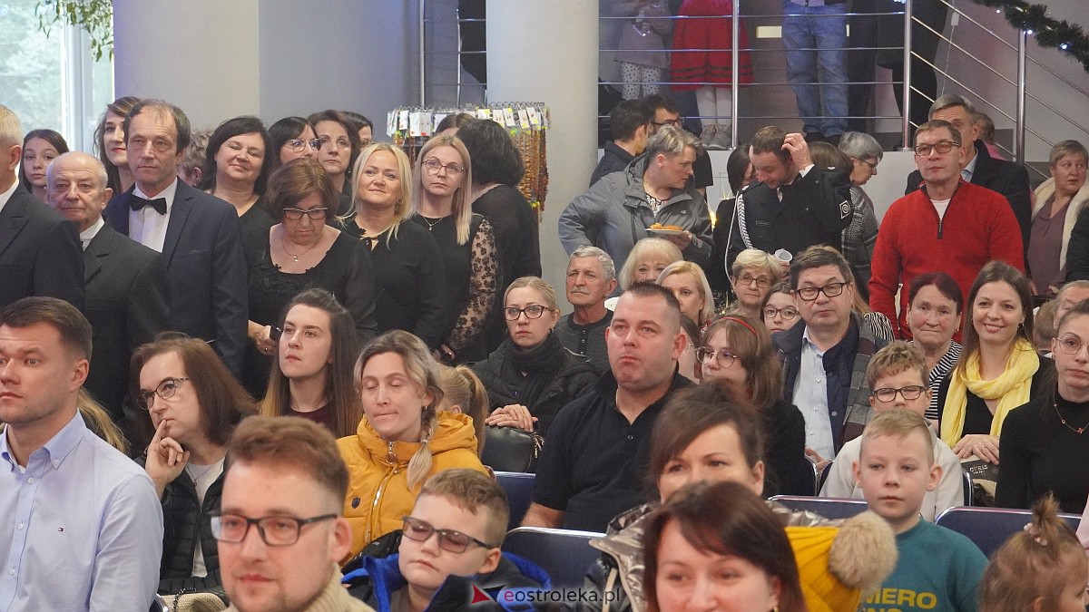Jarmark Bożonarodzeniowy w Czarni [4.12.2022] - zdjęcie #7 - eOstroleka.pl