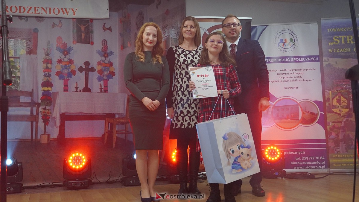 Jarmark Bożonarodzeniowy w Czarni [4.12.2022] - zdjęcie #5 - eOstroleka.pl