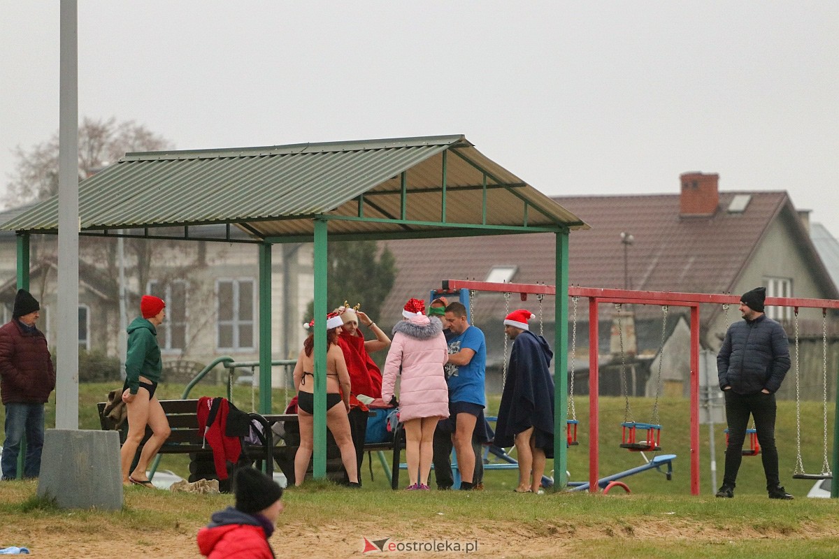 Morsowanie z Mikołajem w Ostrołęce [4.12.2022] - zdjęcie #42 - eOstroleka.pl