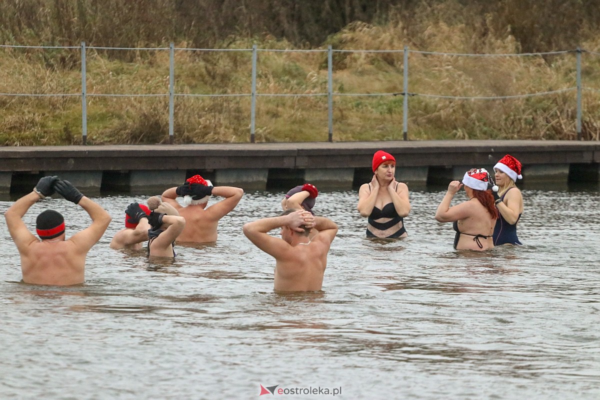 Morsowanie z Mikołajem w Ostrołęce [4.12.2022] - zdjęcie #36 - eOstroleka.pl